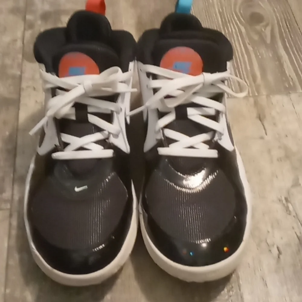 Nike Team Hustle D9